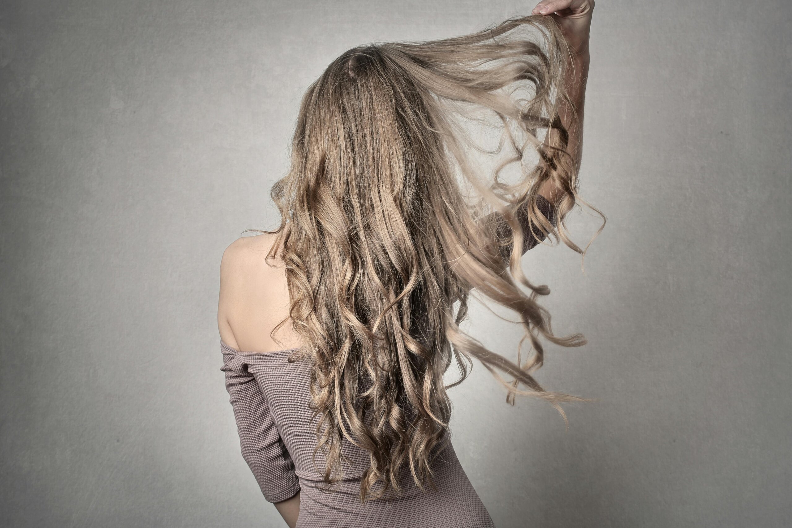 Babylights vs balayage: diferencias, ventajas y cuál elegir